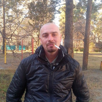 Константин Ли