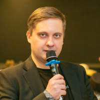 Максим Яншин