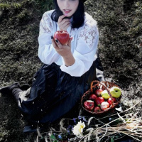 Вика Назаревская