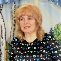 Юлия Ломанова