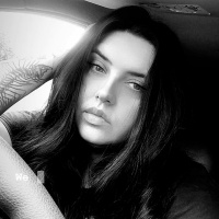 Елена Безменова