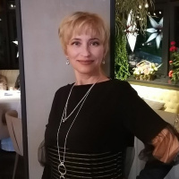 Инна Любимова