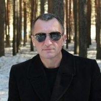 Олег Пивоваров