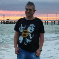 Андрей Попов