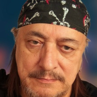 Алекс Моланов