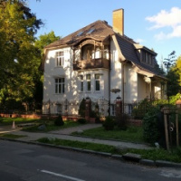 Виктор Артамонов