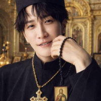 Серафим Swarovski