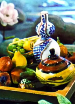 Чашка из красного лака